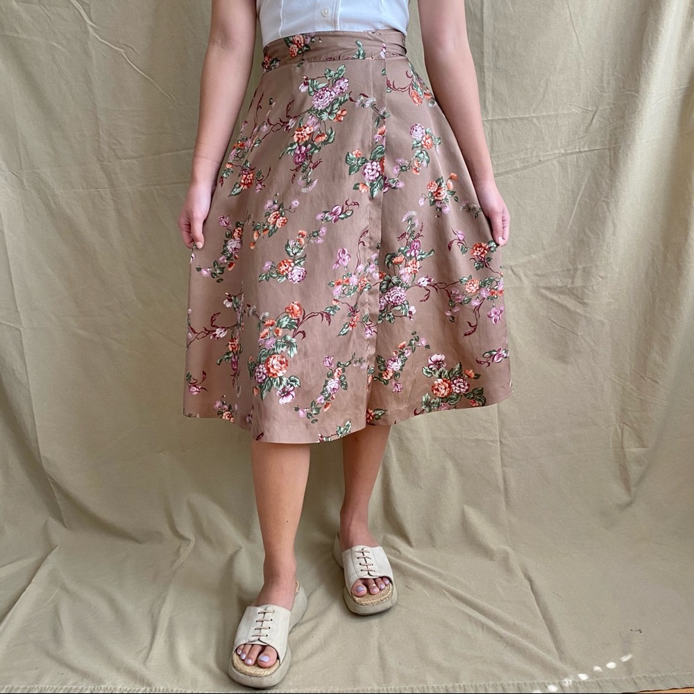 The Wrapped Bouquet Midi Skirt 💐